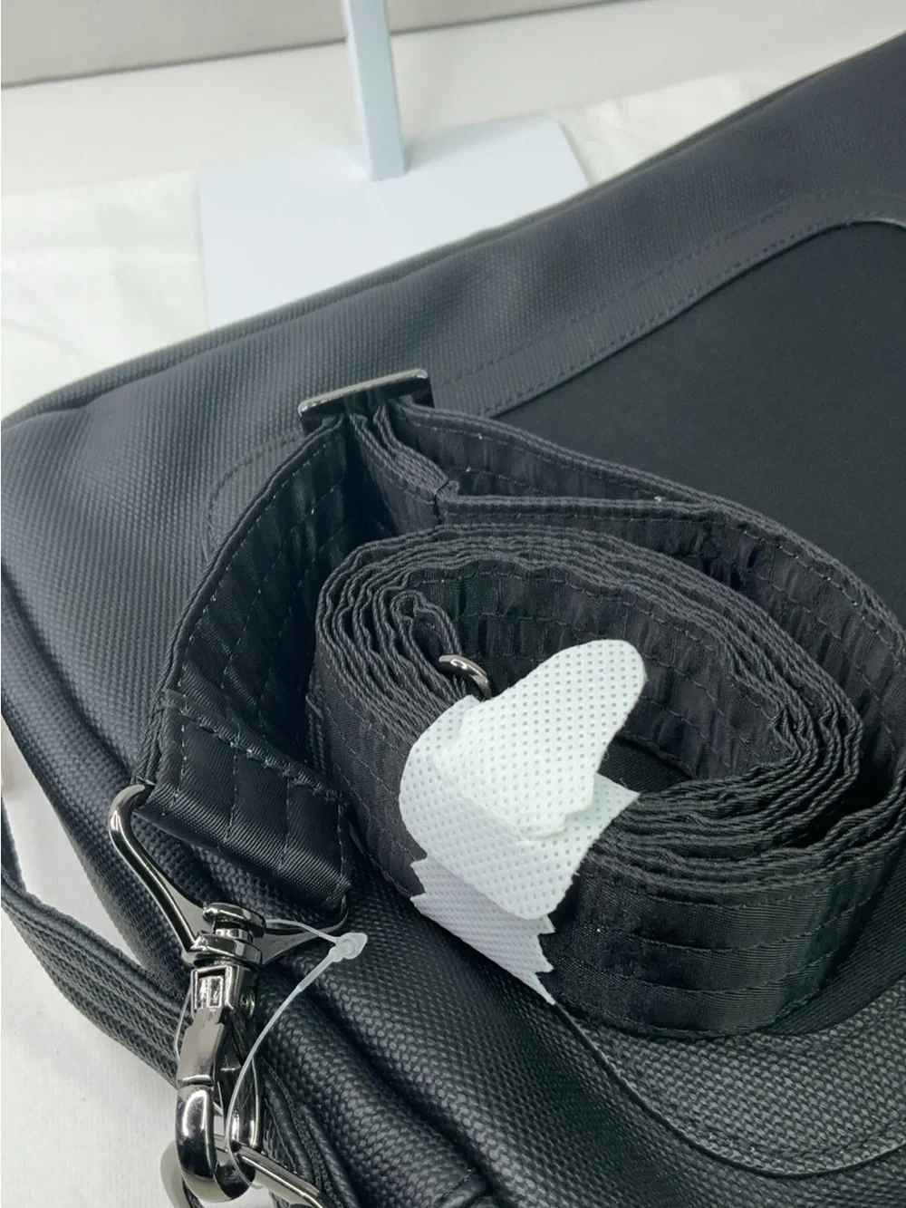 Never Used Lug Delta laptop bag, size  15